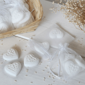 Coraçoes de cera perfumados