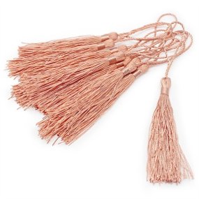 Borlas de hilo salmon Borlas de hilo salmon