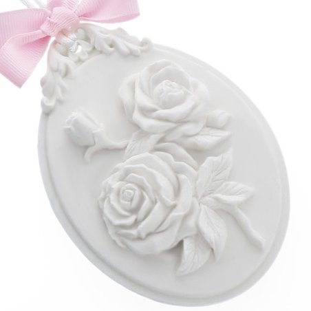 Médaillon de moule en céramique parfumée avec des roses