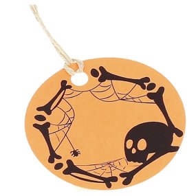 Étiquettes rondes en carton avec crânes