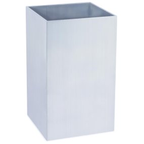 Molde cuadrado 6x6x10 cm de metal para velas Molde cuadrado 6x6x10 cm de metal para velas