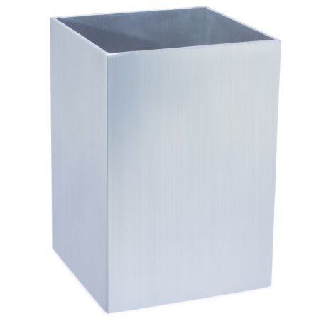 Molde de metal quadrado 7x7x10 cm para velas