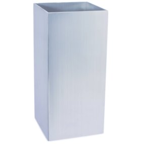 Molde de metal quadrado 7x7x15 cm para velas Molde de metal quadrado 7x7x15 cm para velas