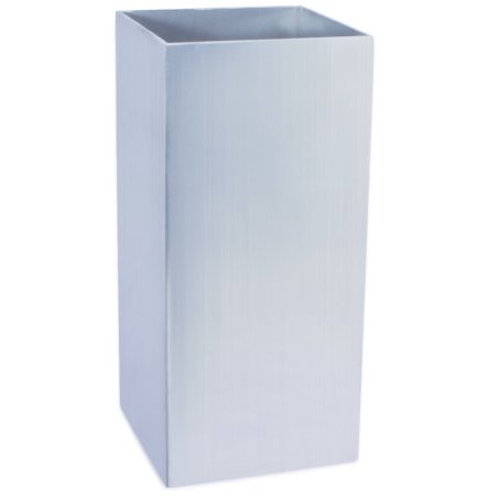Moule carré 7x7x15 cm en métal pour bougies
