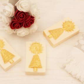 Kit fazer sabonetes Virgem do Pilar. Materiais e instruções