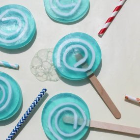 Kit comment faire des sucettes de savon. Matériel et instructions