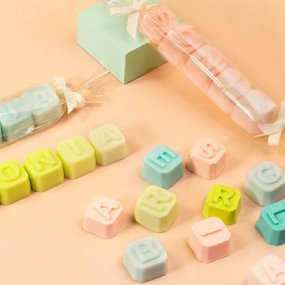 Kit como fazer sabonetes con nome. Materiais e instruções