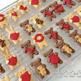 Set cortapastas animales con sellos para caras Set cortapastas animales con sellos para caras