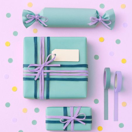 Cinta de rafia lila para decorar regalos