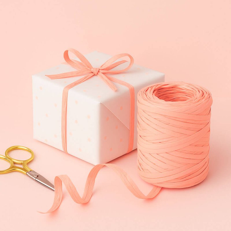 Cinta de rafia rosa palo para envolver regalos
