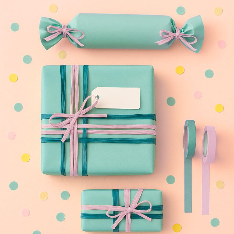 Cinta de rafia lila vintage para decorar regalos