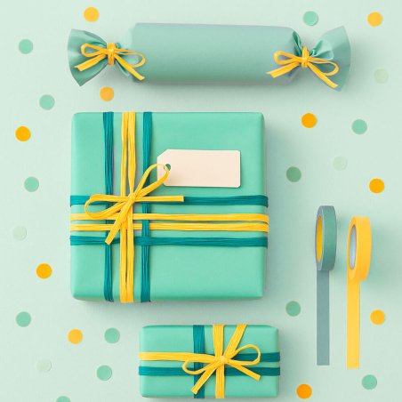 Cinta de rafia amarillo limón para decorar regalos