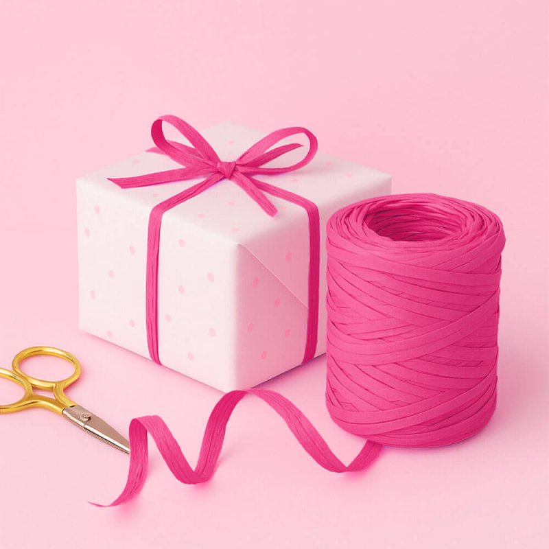 Cinta de rafia fucsia para envolver regalos