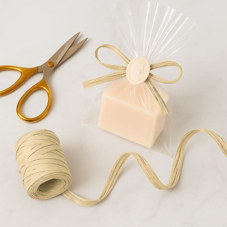 Cinta de rafia beige para decorar bolsas de regalo