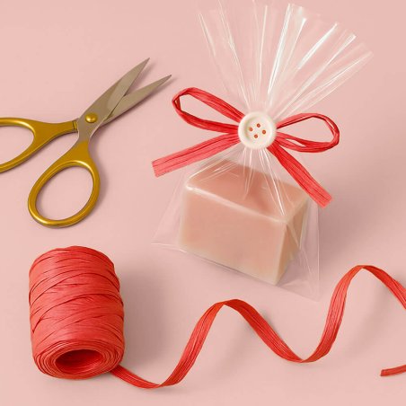 Cinta de rafia roja para decorar bolsas de regalo