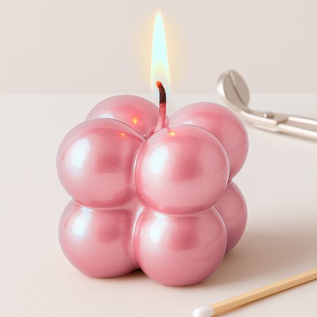 Vela con barniz rosa empolvado metalizado