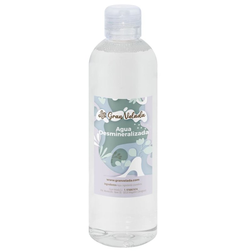 Agua desmineralizada
