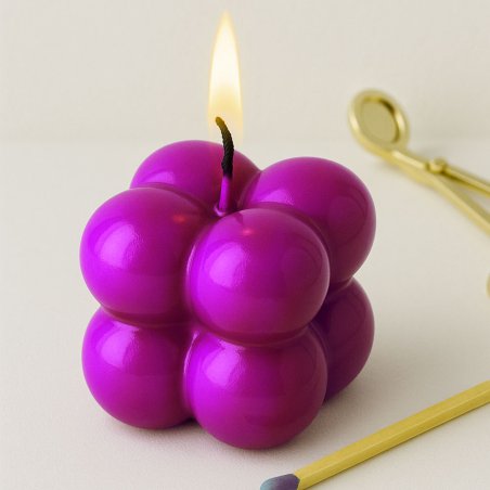 Vela con barniz malva neón