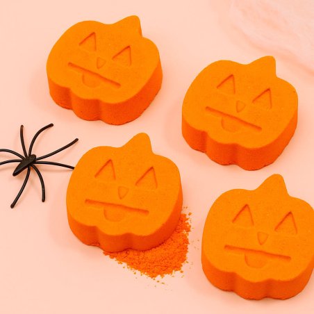 Kit cómo hacer bombas de baño Halloween. Materiales e instrucciones