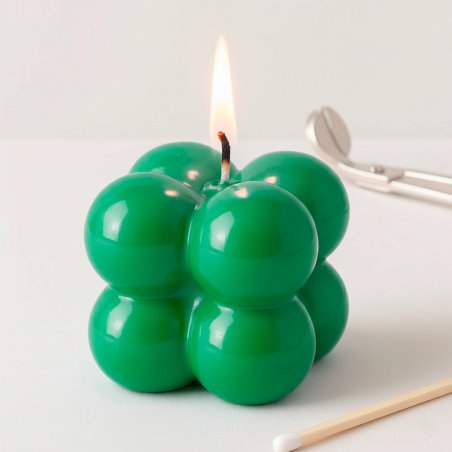 Verde esmeralda, Barniz para velas