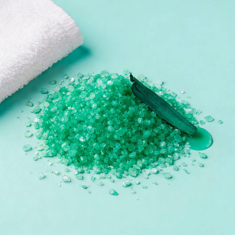Sales con colorante verde esmeralda para bombas de baño