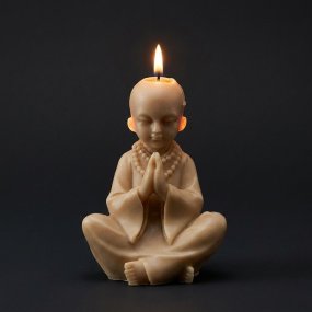 Molde buda criança rezando para velas