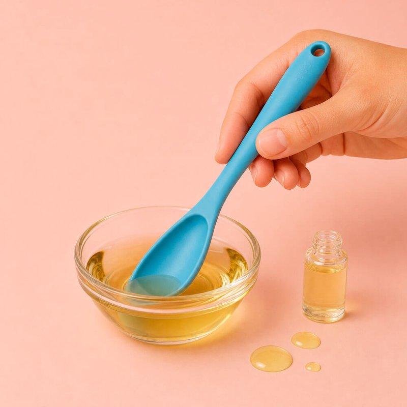 Cuchara de silicona para cosmética casera