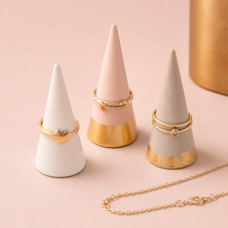 Molde para hacer cono para guardar anillos