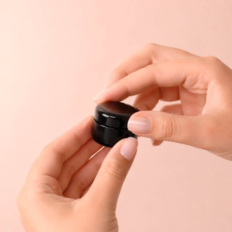 Mini tarro 5 ml negro de plastico