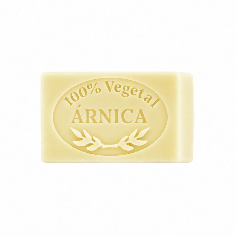 Molde jabon de arnica — jabón sobre fondo blanco