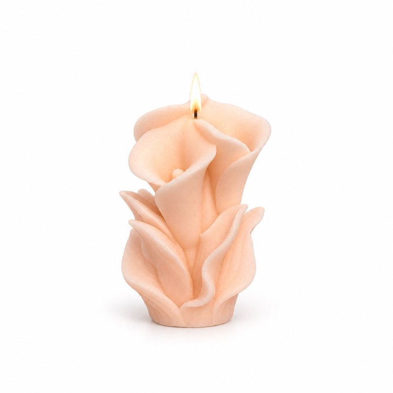 Molde para velas ramo de calas — vela rosa sobre fondo blanco