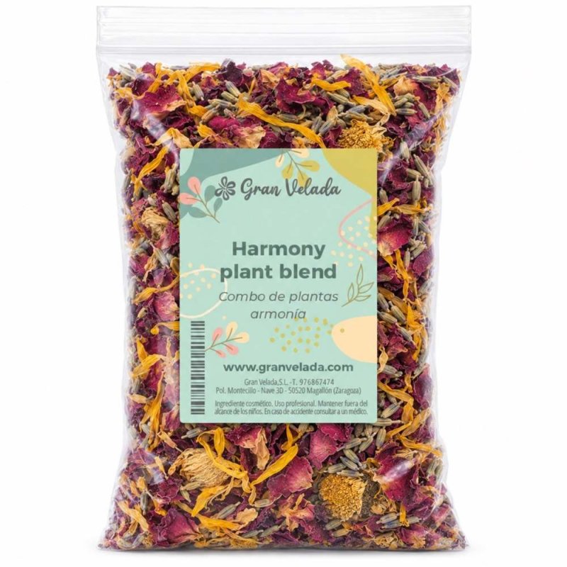 Saco transparente de mistura de plantas harmonia com rótulo verde sobre fundo branco