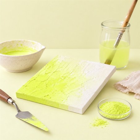 Pigmento amarillo patito: pintura con textura, espátula y cuenco de pigmento