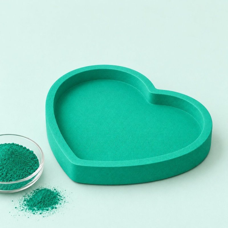 Plateau cœur vert émeraude avec coupelle de pigment pour ciment et plâtre