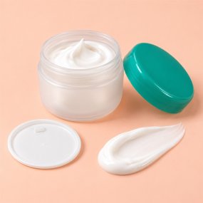 Pot 50 ml avec obturateur et couvercle vert