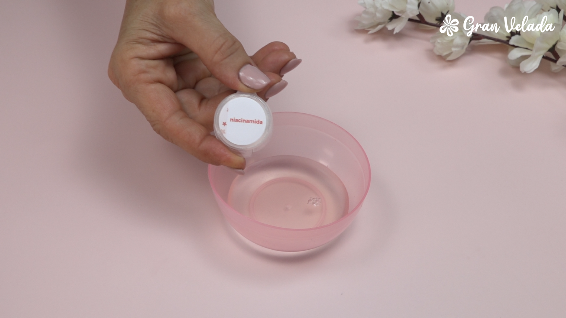 Niacinamida para preparar la mascarilla