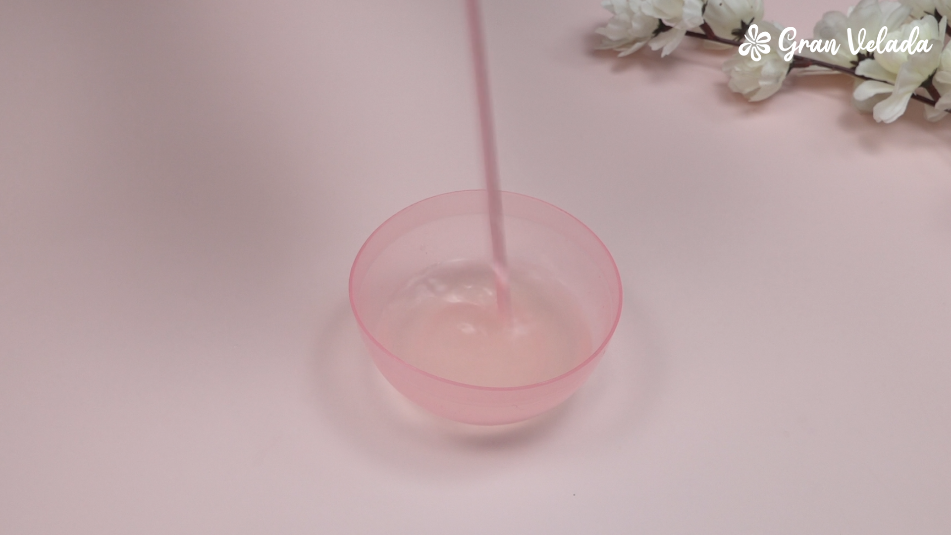 Disolver los ingredientes de la mascarilla