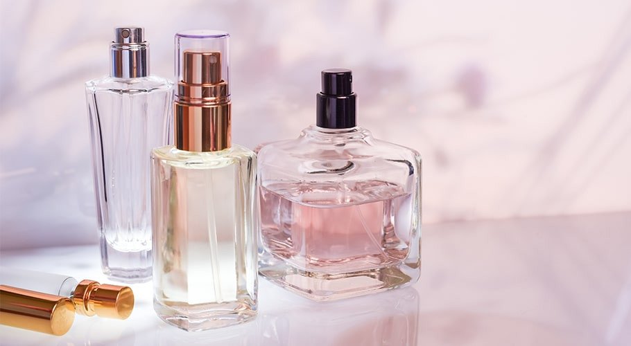 Essences pour faire des parfums l’équivalence des femmes